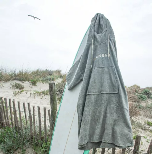 Manera Bamboo Summer Poncho Green