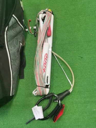 F-One Bandit V 10m2 2012 + bar
