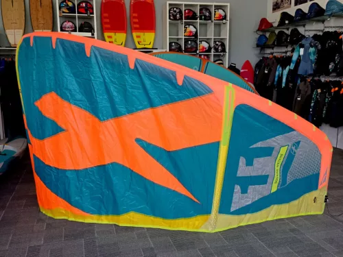 F-One BANDIT 2018 11m2 + Bar C.