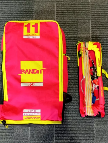 F-One BANDIT 2018 11m2 + Bar C.
