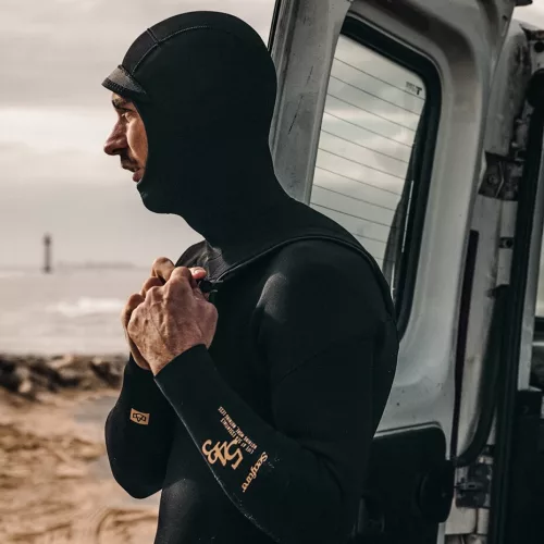 Manera SEAFARER FZ 5.4.3mm Hooded 2026