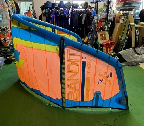 F-One Bandit 2017 7m2 + Brunotti 128 deszka komplett.
