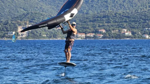 E-FOIL és WING OKTATÁS BALATONALIGA
