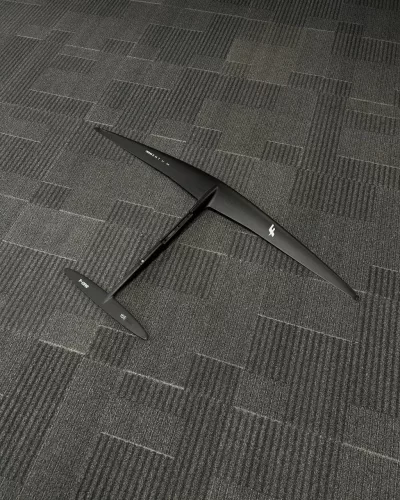 F-One Momentum 916 Carbon Plane