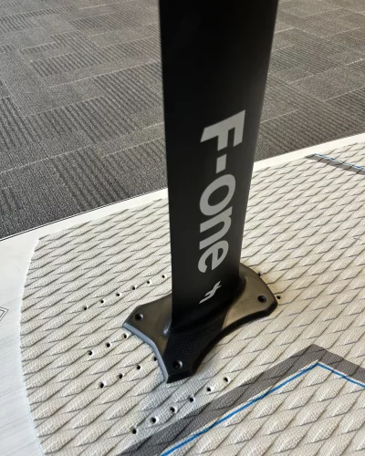 F-One Carbon Mast 16 85