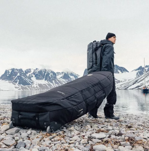 Manera 747 WHEELS Boardbag 2026