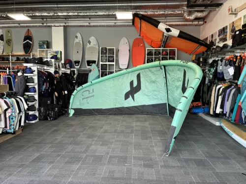 F-one Breeze V4 15m2 K.D. .