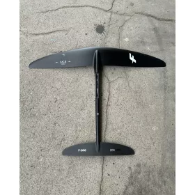 SK8 950 Carbon Plane
