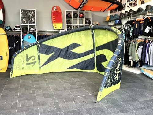 F-One Haladó Kite Szett | Bandit 12m² 2019 + Brunotti Hawk + Bar & Trapéz