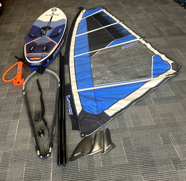 iWindsurf 250L + STX Power HD 5.5 m2